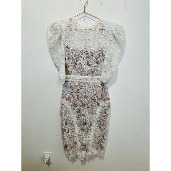 Bronx & Banco White Embroidered Lace Back Cutouts Madeline Lace Bride Dress XS - Picture 3 of 16
